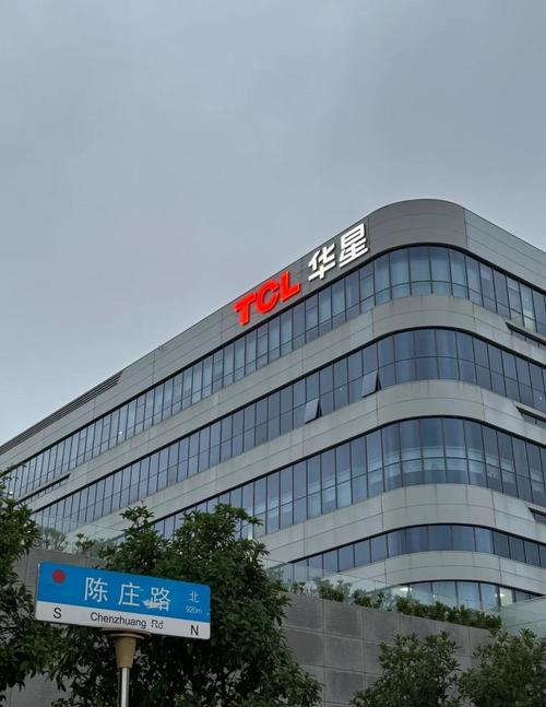华星电子厂:高薪又舒适的打工天堂 